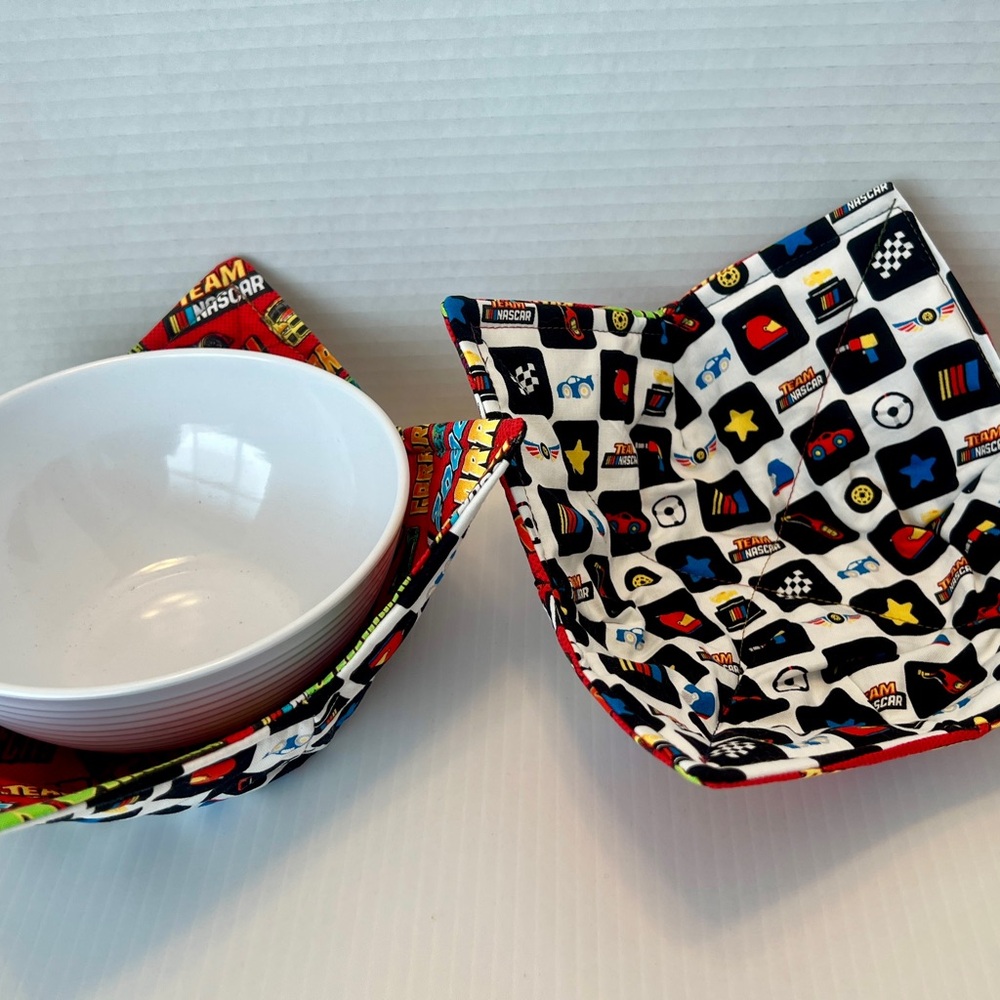 Team Nascar Bowl Cozy